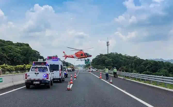 德兴高速公路汽车救援案例